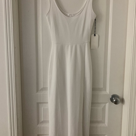 Leith scoop neck midi dress with slit. - Picture 4 of 5